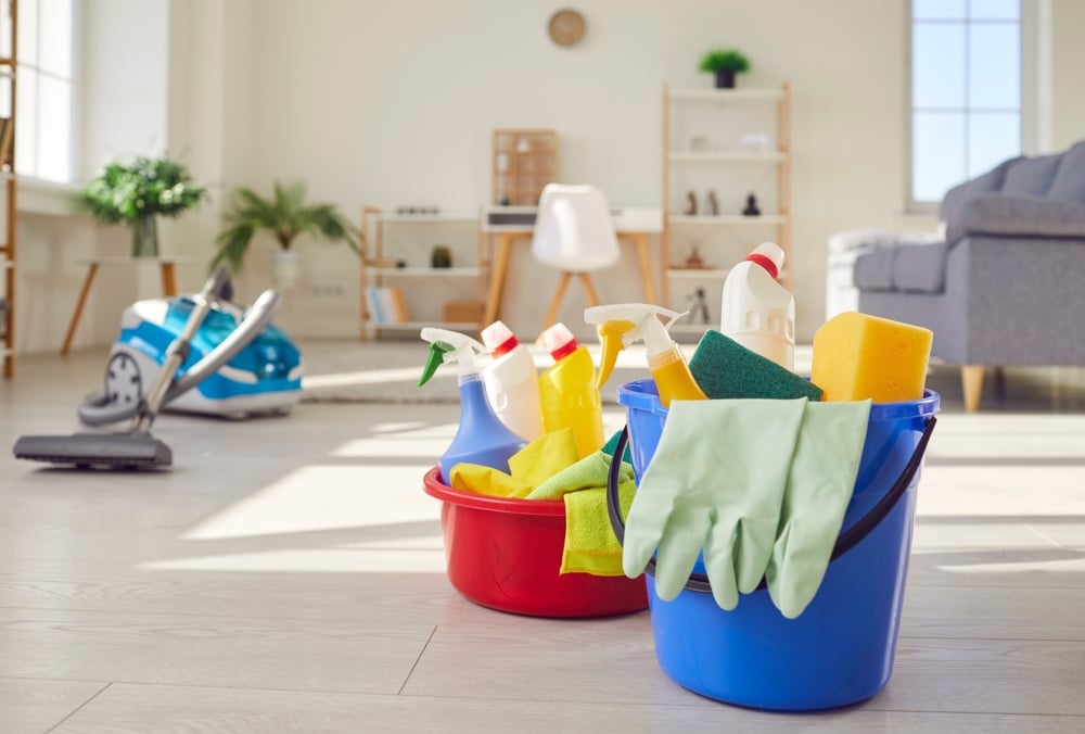 Housework,Equipment ,Blue,Plastic,Bucket,And,Red,Basin,Filled,With